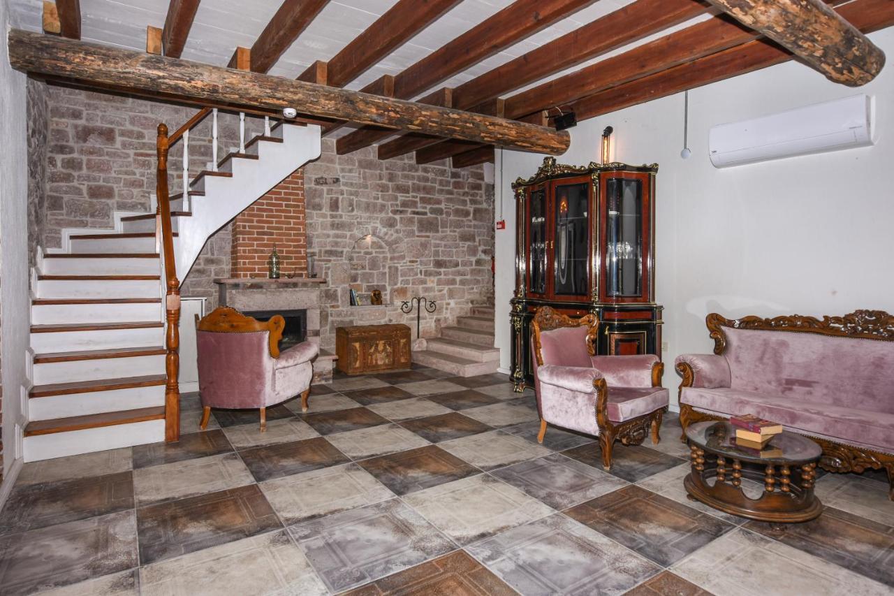 Lunaria Guest House Айвалык Экстерьер фото