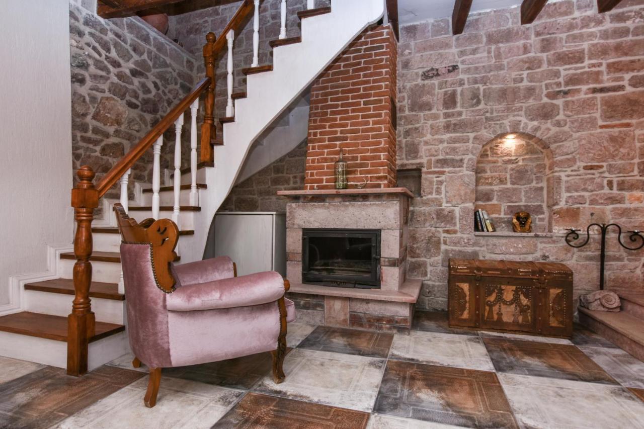 Lunaria Guest House Айвалык Экстерьер фото