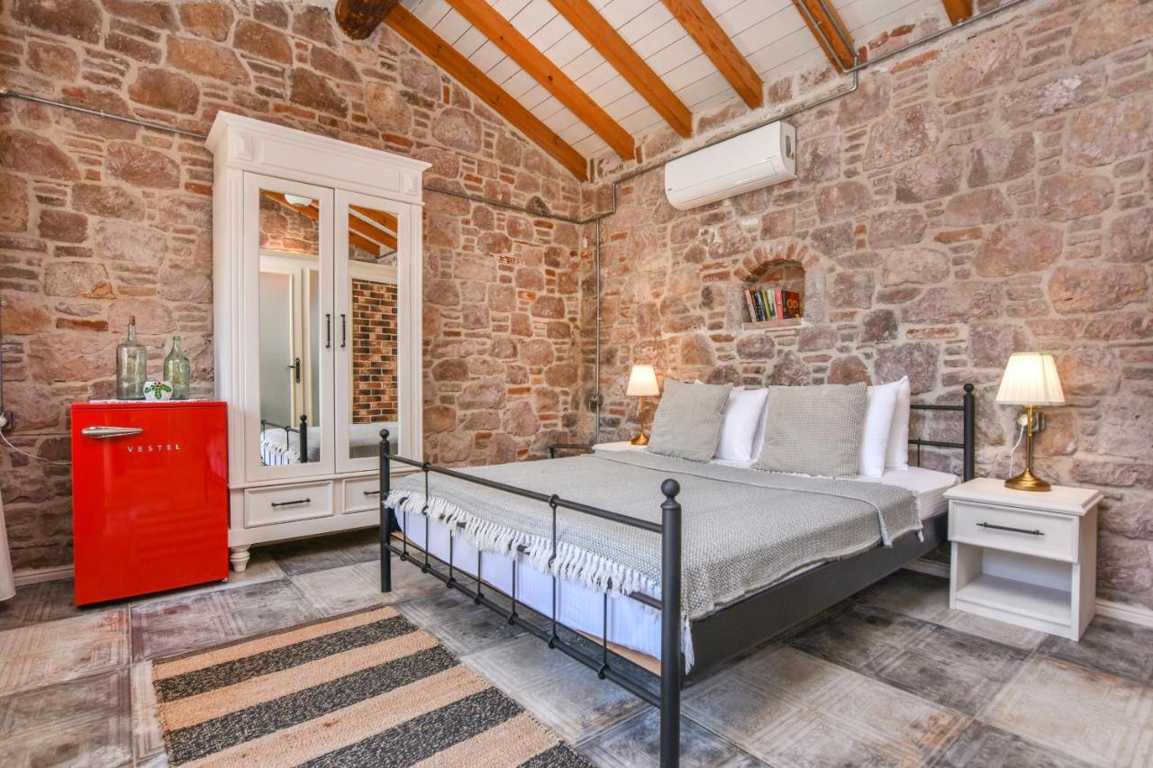 Lunaria Guest House Айвалык Экстерьер фото