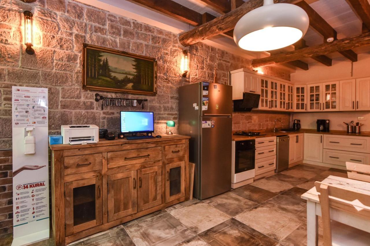 Lunaria Guest House Айвалык Экстерьер фото
