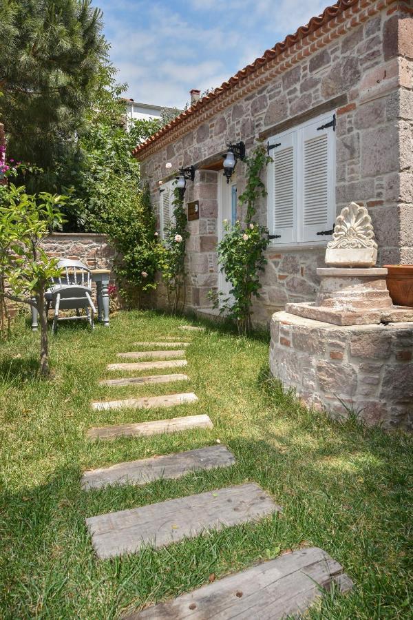 Lunaria Guest House Айвалык Экстерьер фото