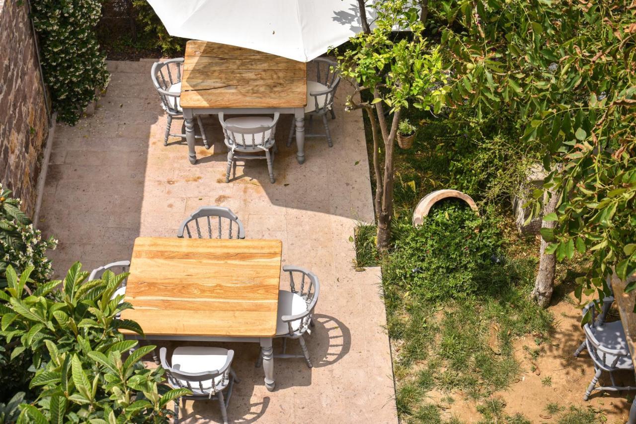 Lunaria Guest House Айвалык Экстерьер фото
